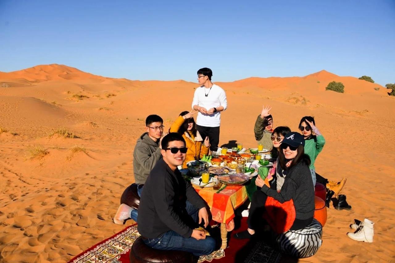 Desert Berber Fire-Camp เมอร์ซูกา ภายนอก รูปภาพ