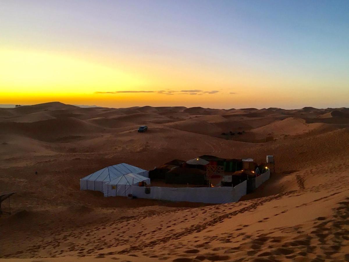 Desert Berber Fire-Camp เมอร์ซูกา ภายนอก รูปภาพ